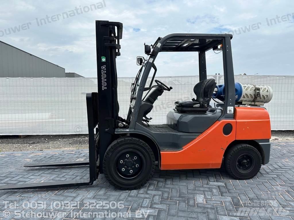 Toyota 02-8FGJF35 Empilhadores a gás