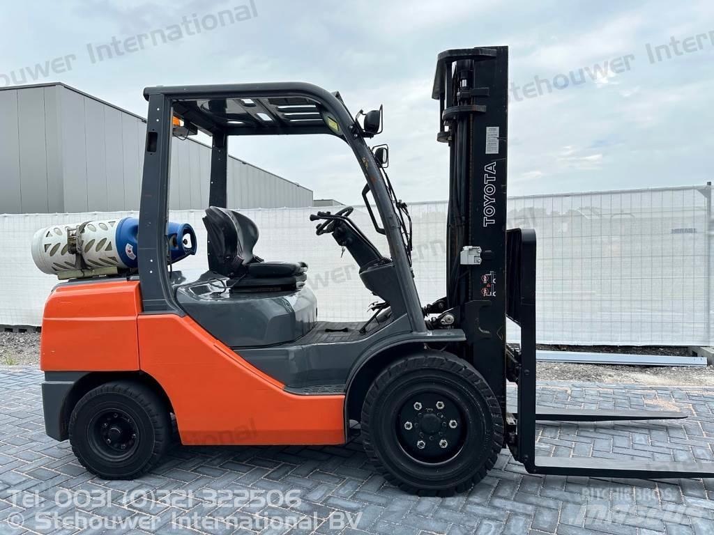 Toyota 02-8FGJF35 Empilhadores a gás