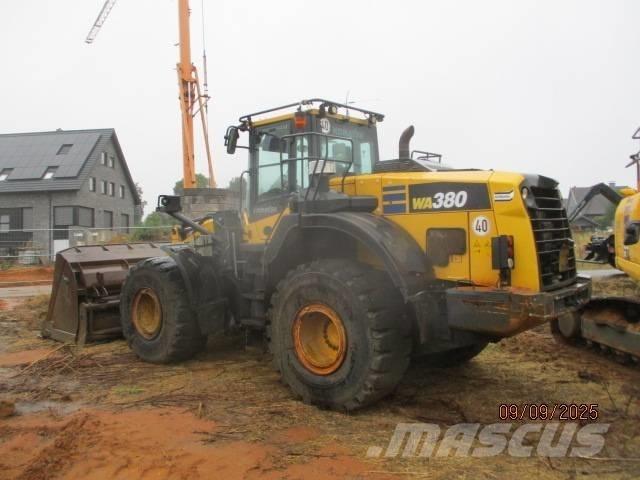 Komatsu WA 380 Pás carregadoras de rodas