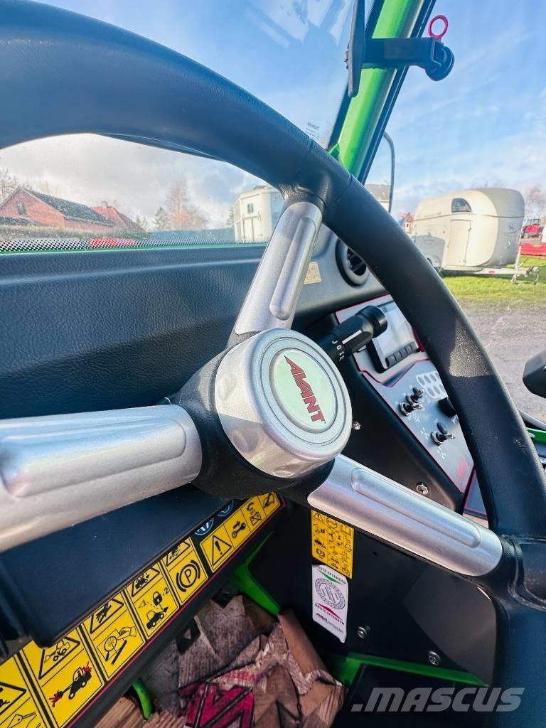 Avant 760 I Carregadora multifunções