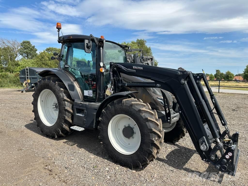 Valtra G 135 A Tratores Agrícolas usados