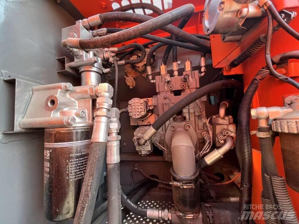 Hitachi ZX 160 Escavadoras de rastos