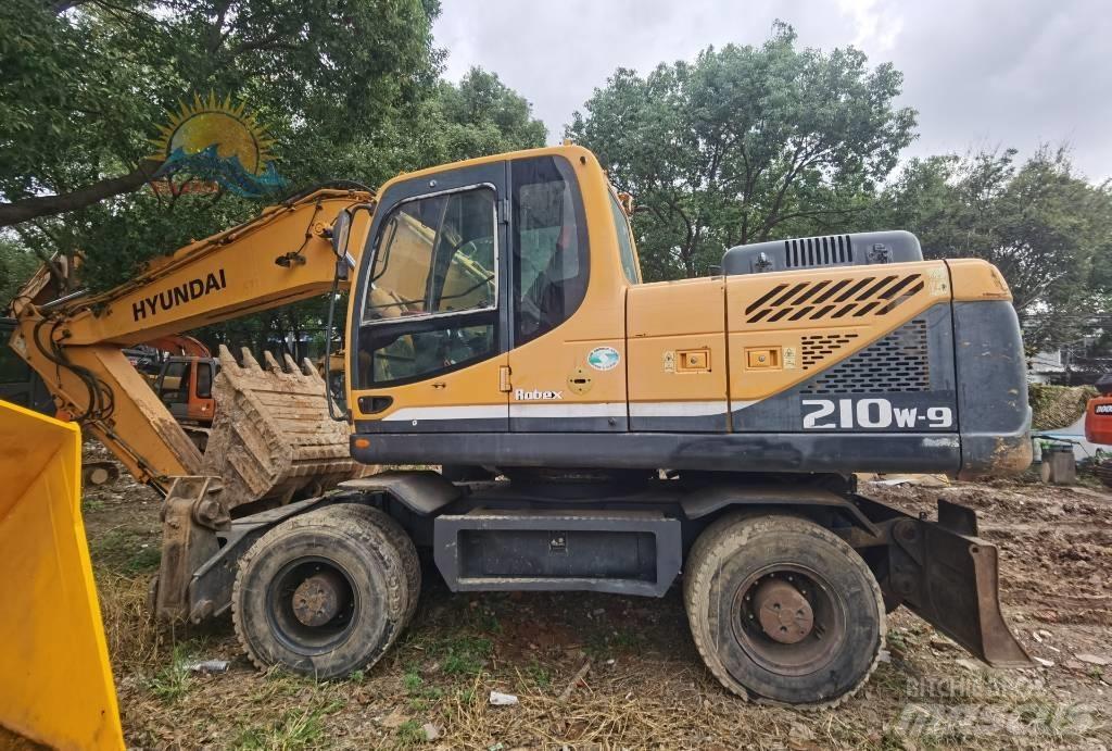 Hyundai R210W-9 Escavadoras de rodas