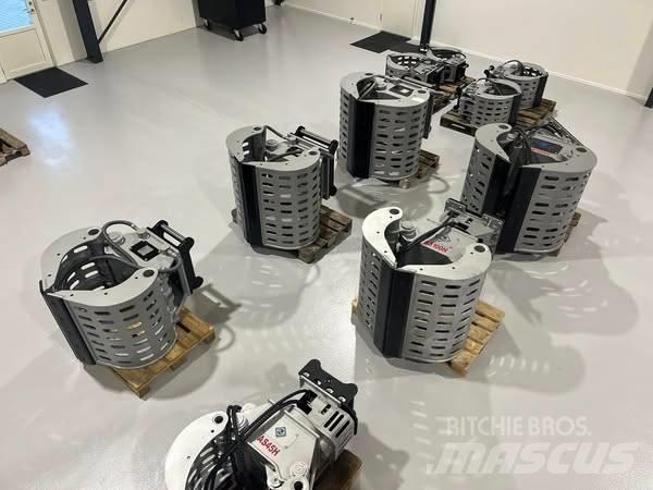 AJCE AS 40 HZ Garras