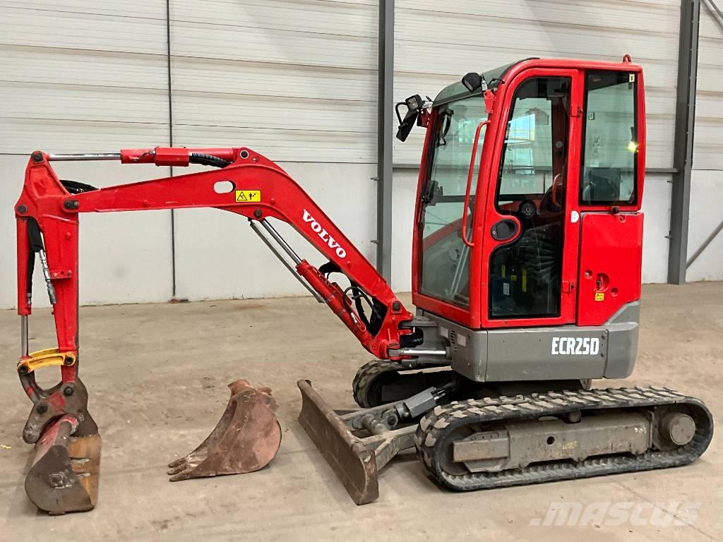 Volvo ECR 25 D Mini Escavadoras <7t