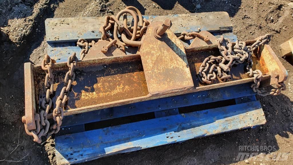  LIFTING  BRACKET Hidráulica