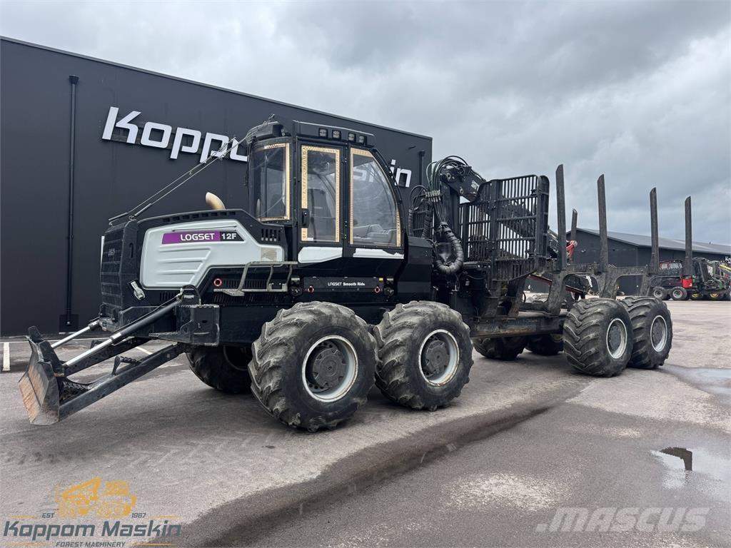 Logset 12F Forwarders florestais