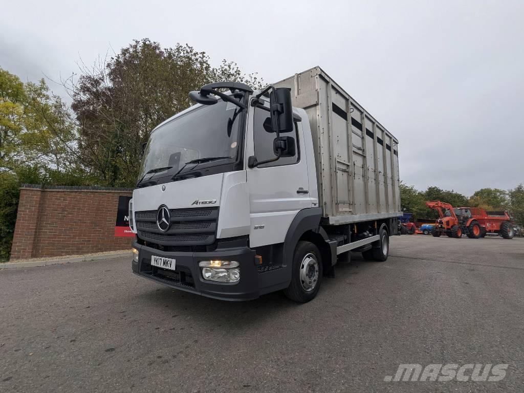 Mercedes-Benz 816 Camiões de caixa fechada