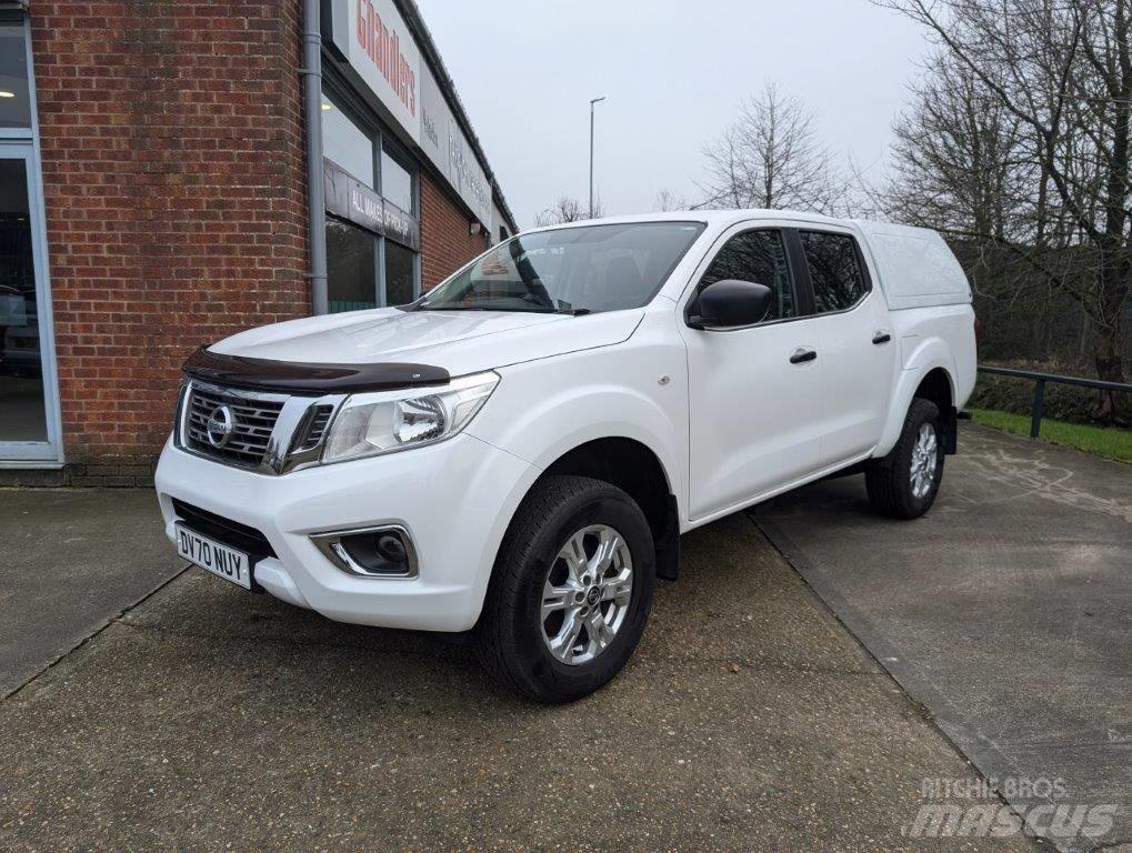 Nissan Navara Pick up de caixa aberta