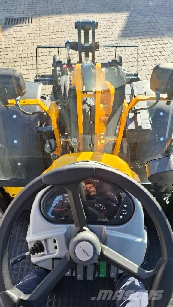 Schäffer S2445 Mini carregadoras