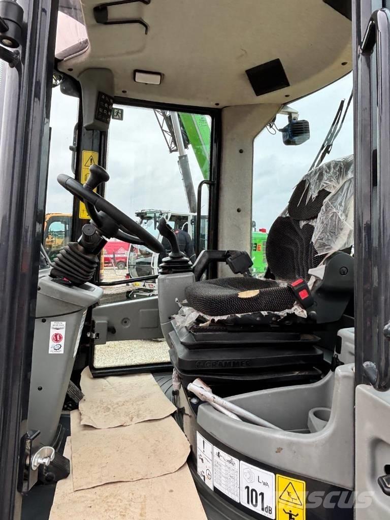 Yanmar V 120 Pás carregadoras de rodas