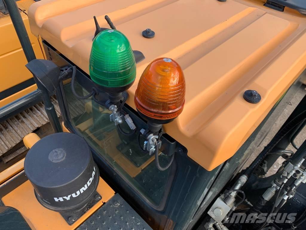 Hyundai HX220A L Escavadoras de rastos