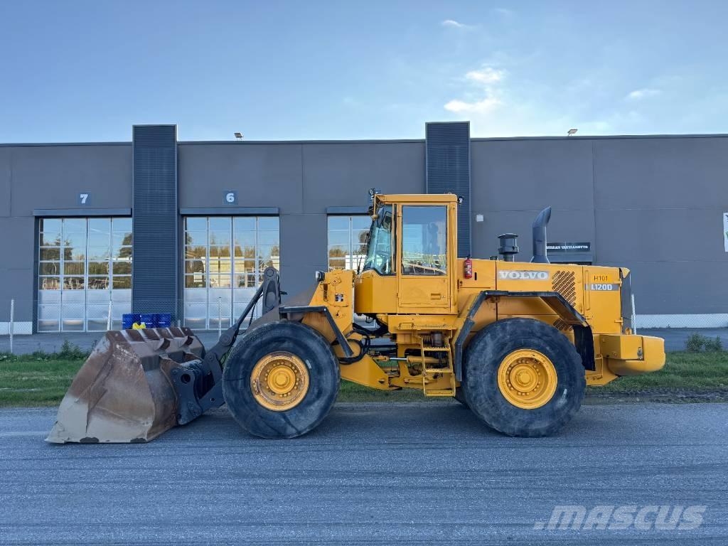 Volvo L 120 D Pás carregadoras de rodas