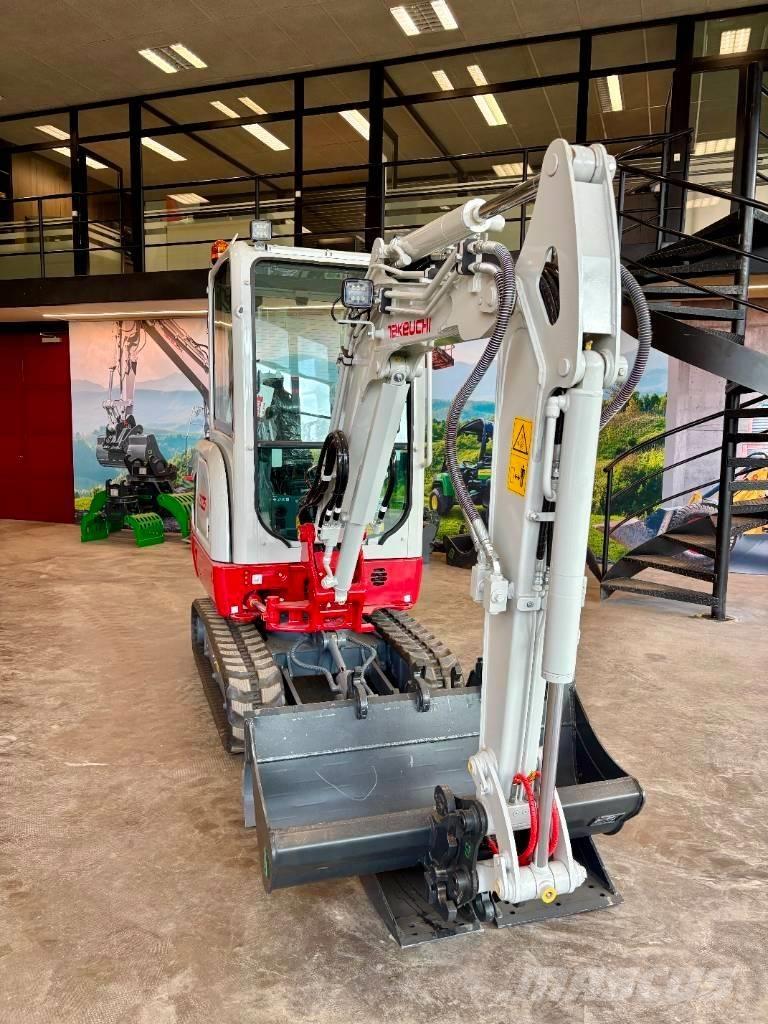 Takeuchi TB 225 Mini Escavadoras <7t