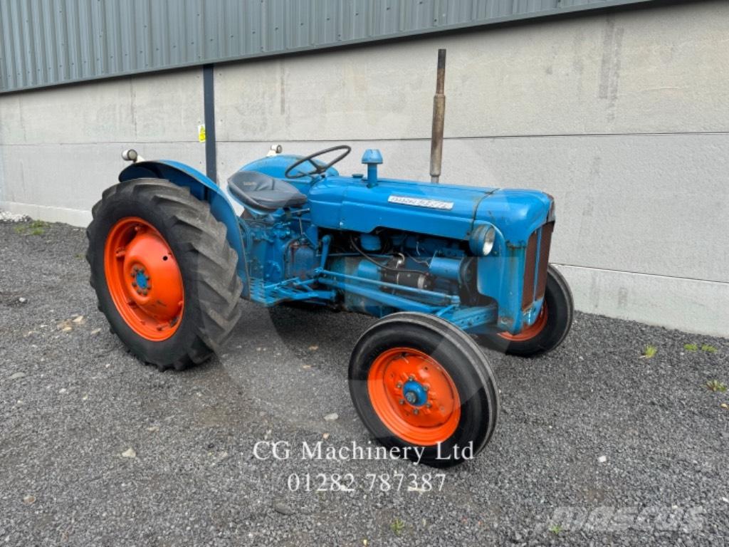 Fordson Dexta Tratores Agrícolas usados