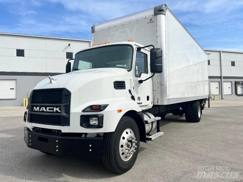 Mack MD 6 Camiões de caixa fechada