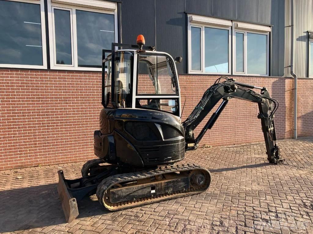 Messersi M28UC Mini Escavadoras <7t