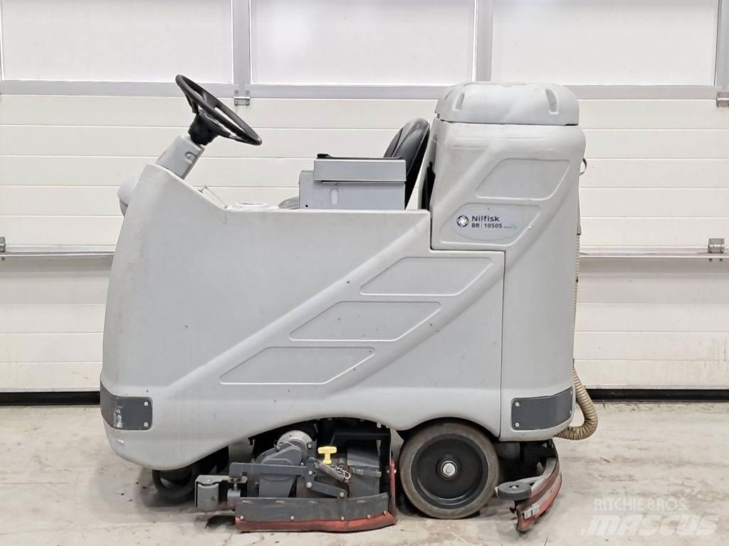 Nilfisk BR1050CS Varredoras interior