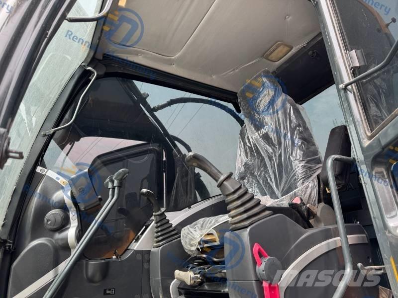 Hyundai 225 LC-9S Escavadoras de rastos