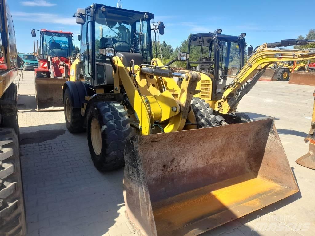 CAT 908M Pás carregadoras de rodas
