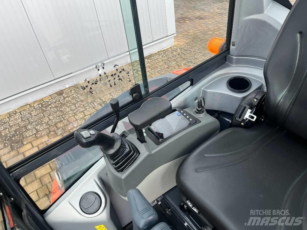 Atlas AC 25 UF Mini Escavadoras <7t