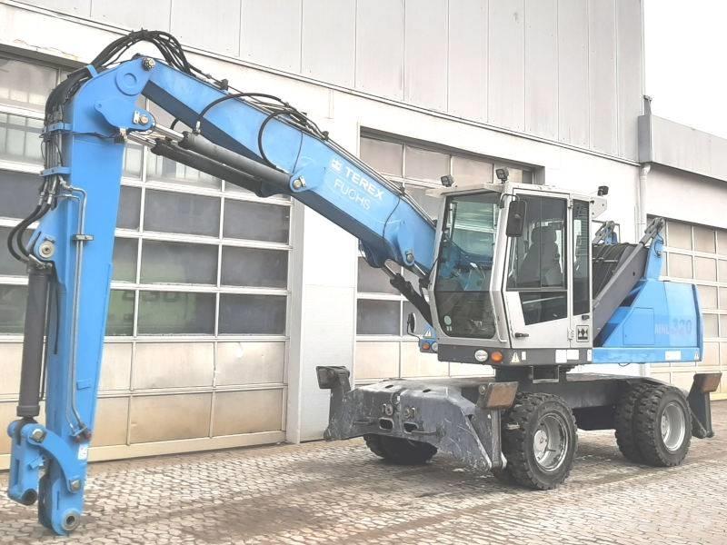Fuchs MHL 320 D Manipuladores de resíduos / indústria