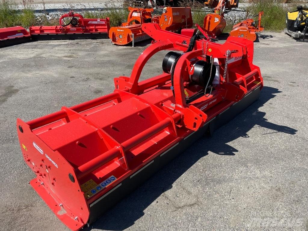 Maschio Bisonte 300 Gadanheiras e cortadores de folhas para pastos