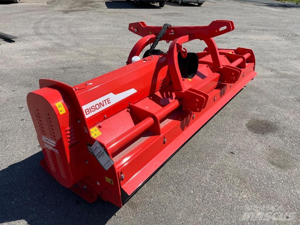 Maschio Bisonte 300 Gadanheiras e cortadores de folhas para pastos
