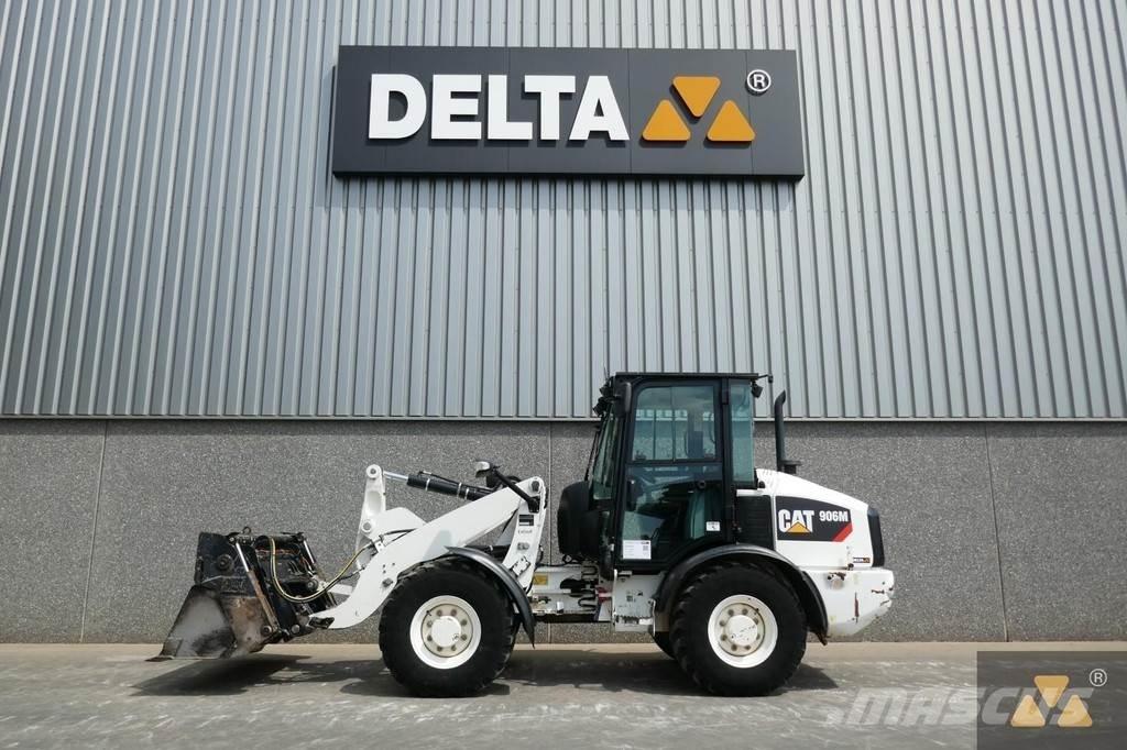CAT 906M Pás carregadoras de rodas