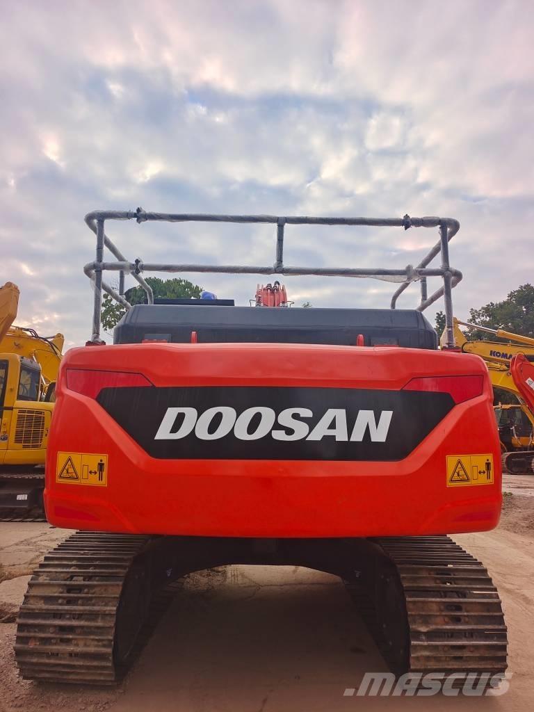 Doosan DX 225 LC-9C Escavadoras de rastos