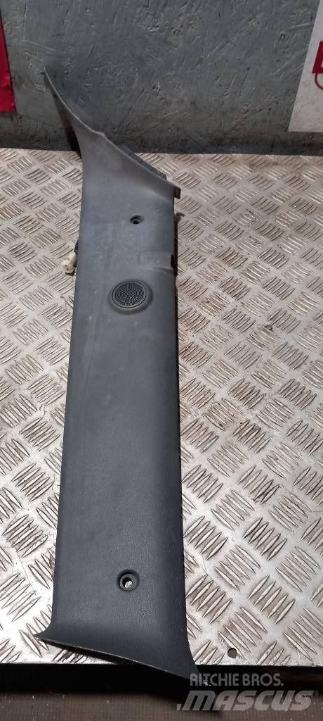 Scania G 400   1480662 Cabines e interior