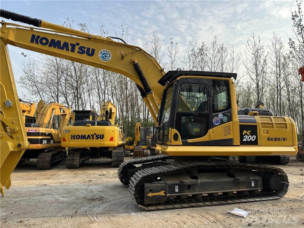 Komatsu PC200-8 Escavadoras de rastos