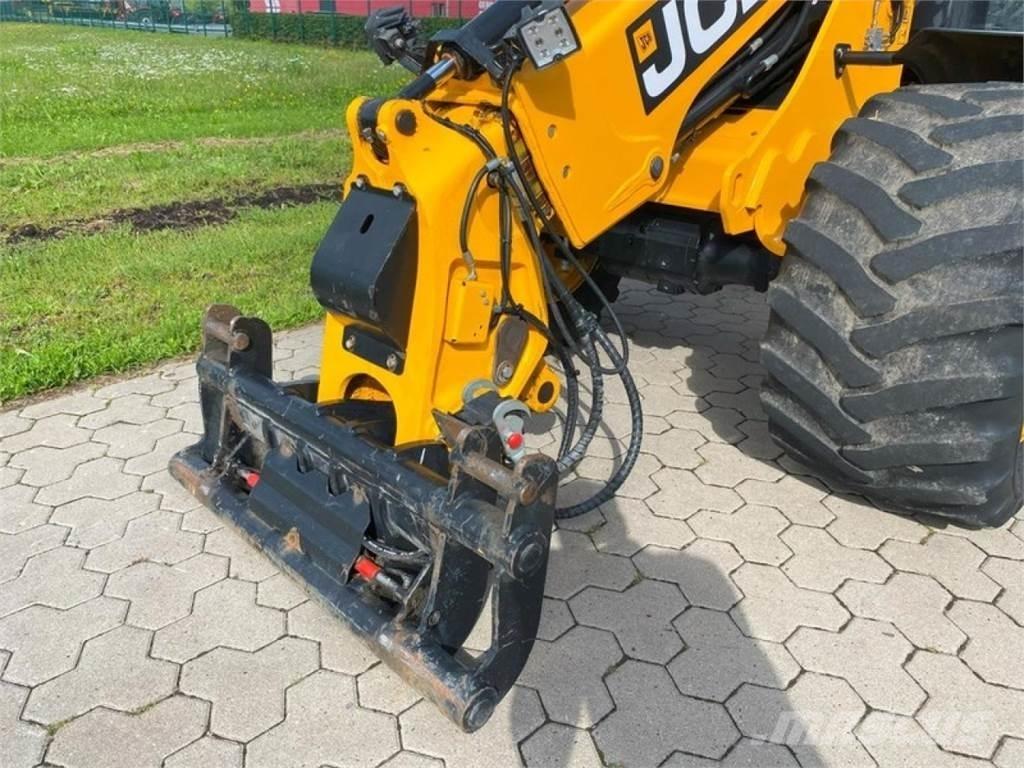JCB TM 220 - 40 KM/H Telescópicas para Agricultura