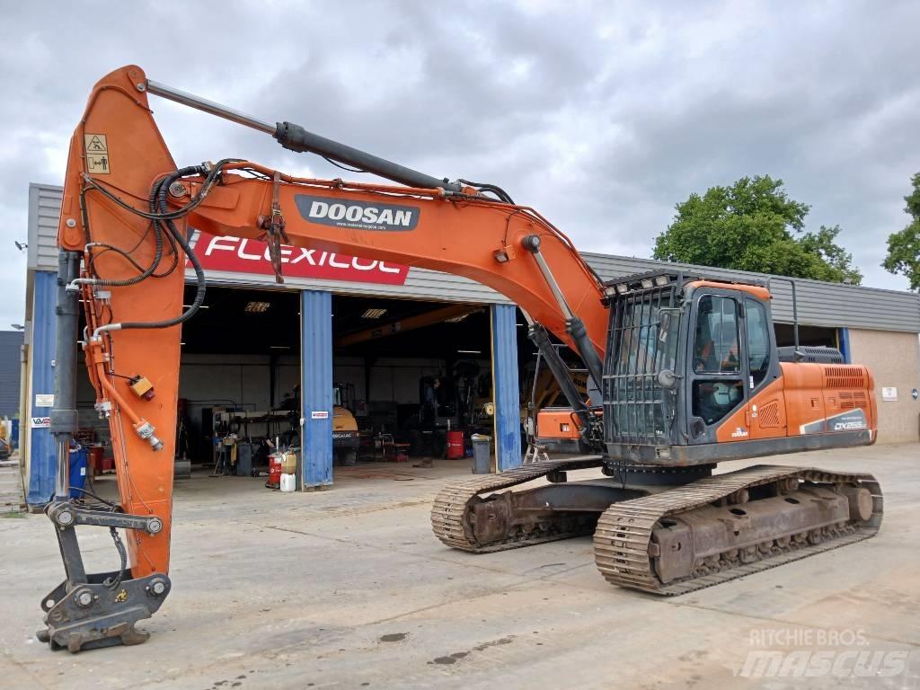 Doosan DX 255 LC Escavadoras de rastos