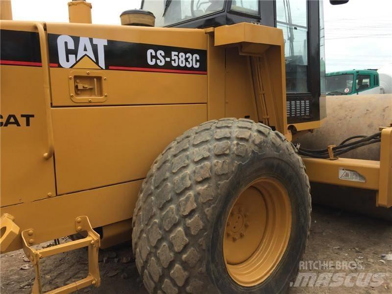 CAT CS 583 C Cilindros Compactadores monocilíndricos