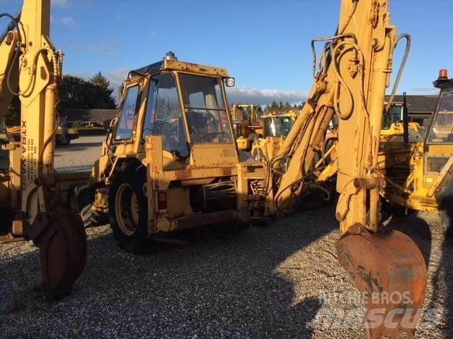 CAT 428 Retroescavadoras