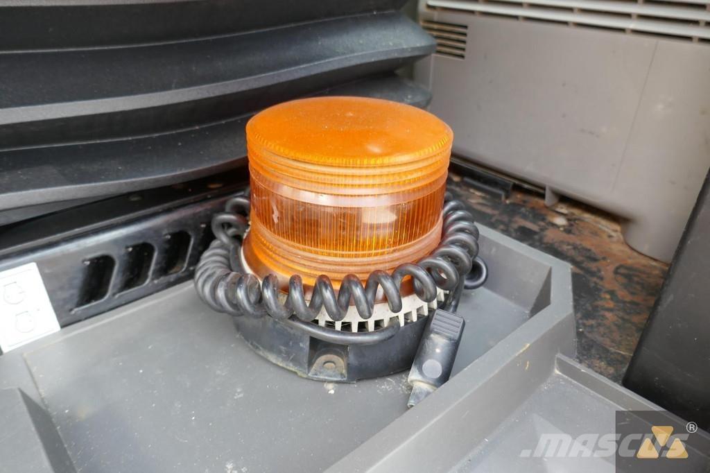 CAT 320 Escavadoras de rastos