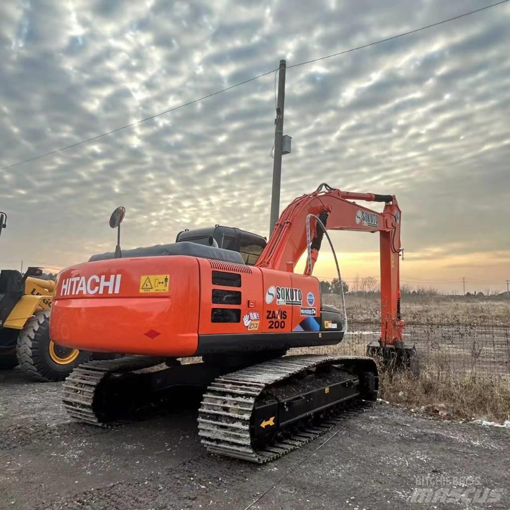 Hitachi ZX 200 Escavadoras de rastos