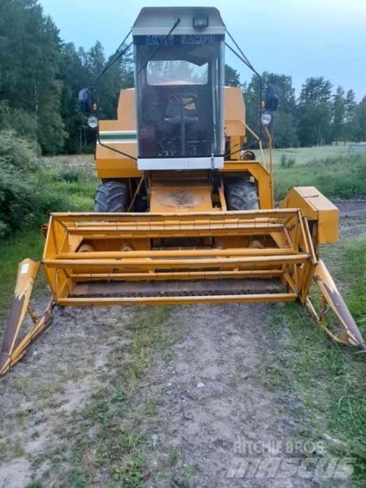 Sampo 580 Ceifeiras debulhadoras