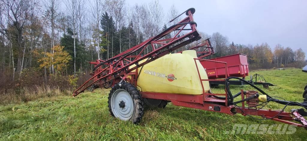Hardi Ranger 2500 Pulverizadores rebocados