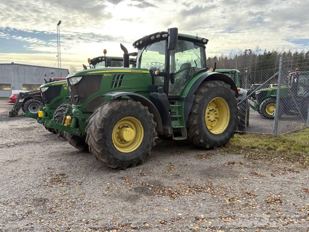 John Deere 6215 R Tratores Agrícolas usados
