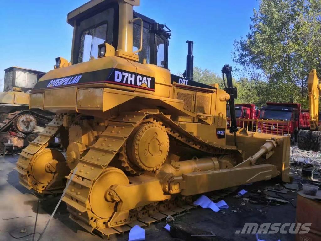 CAT D7H Dozers - Tratores rastos