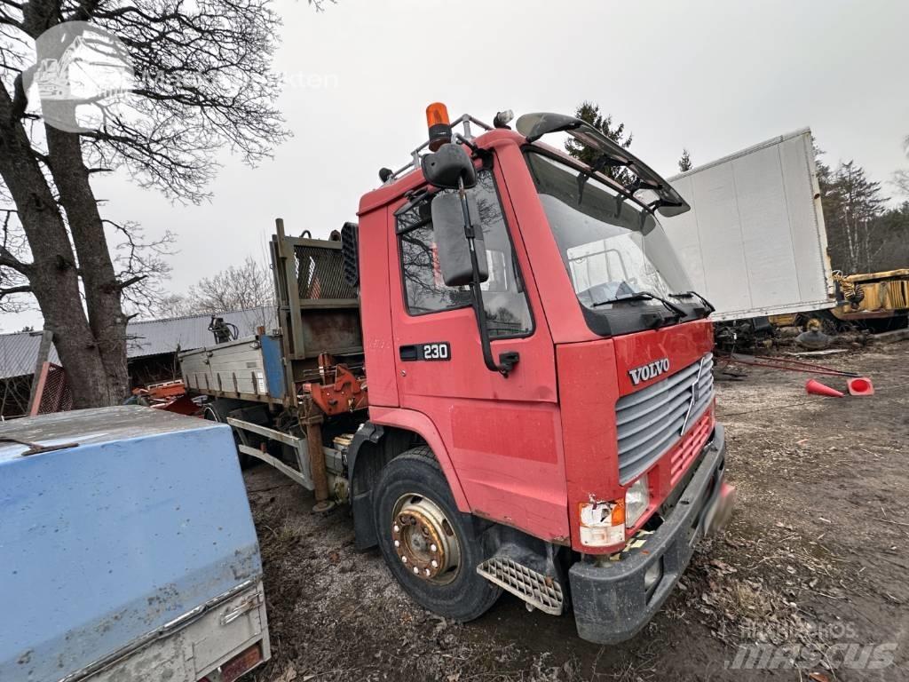 Volvo FL7 Camiões grua