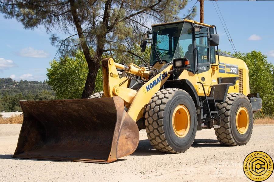 Komatsu WA 270 Pás carregadoras de rodas