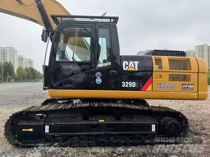 CAT CAT329D2L Escavadoras Midi 7t - 12t