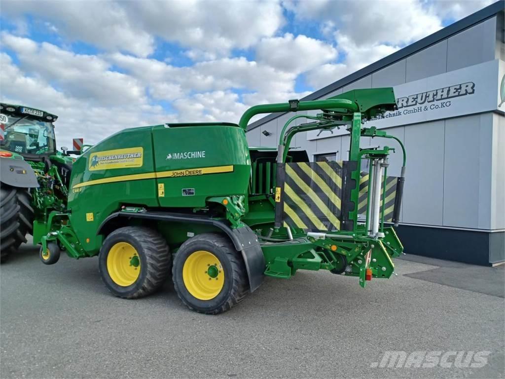 John Deere C441R Enfardadeira de rolos