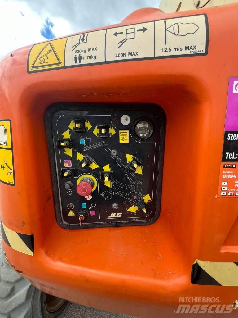 JLG M 600 JP Elevadores braços articulados