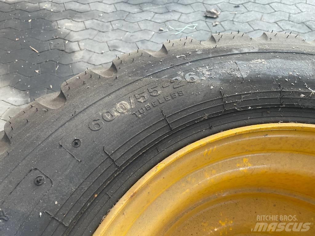 Alliance 600/55-26.5 Tratores Agrícolas usados