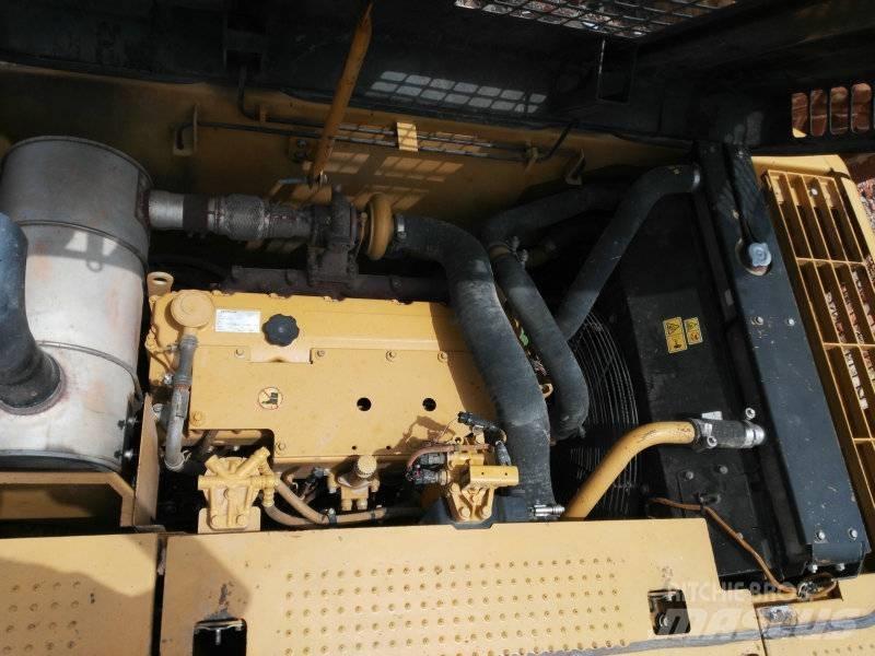CAT 323 D L Escavadoras de rastos