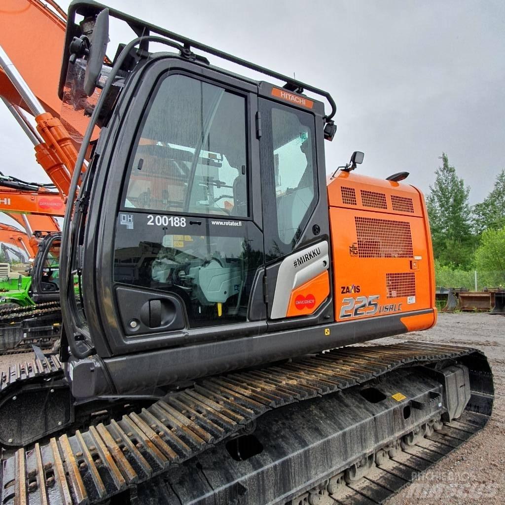 Hitachi ZX225USRLC-7 Escavadoras de rastos